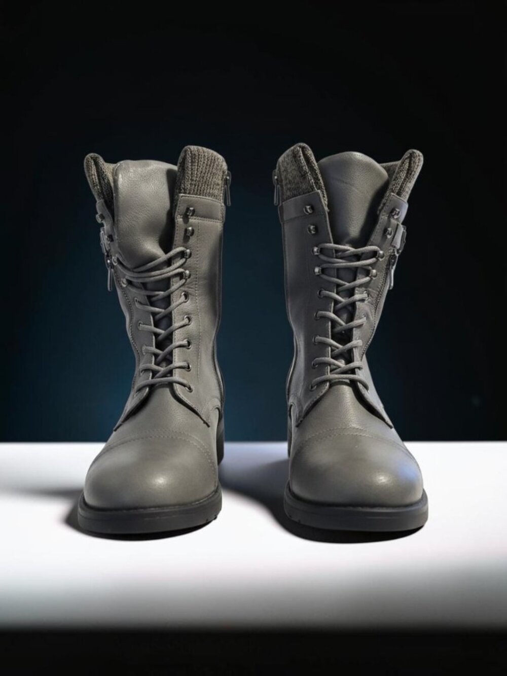 Gray Lace‑Up Leather Boots – Size 12 – Side Zipper – Rugged Sole